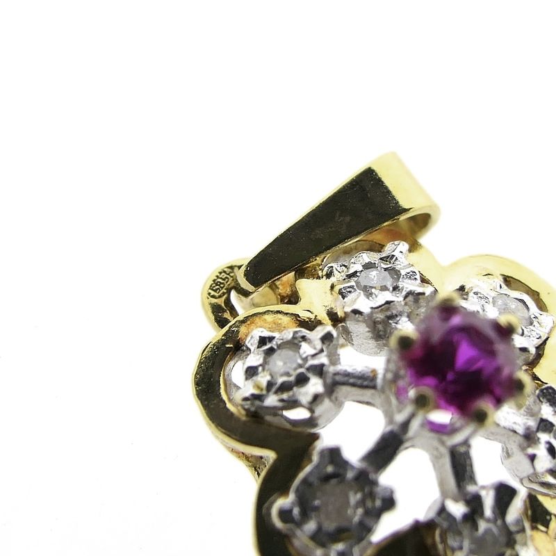 Image 8 of Gold pendant with ruby ​​and diamond | 0.06 ct.