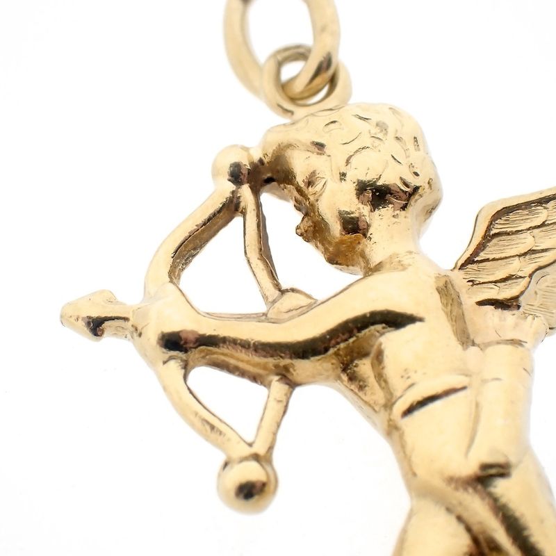 Image 7 of Gold pendant of Cupid