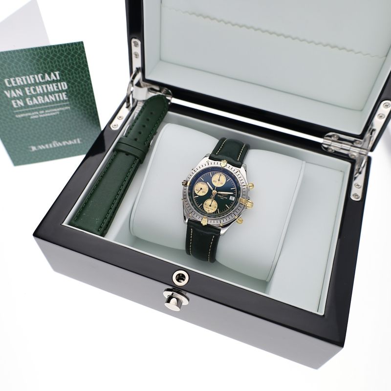 Image 4 of Breitling Chronomat Chronograph 'Racing Green' B13048; Automatic men's watch