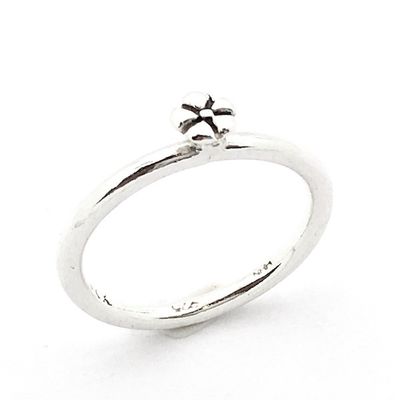 Image 1 of Silver ring with a small flower