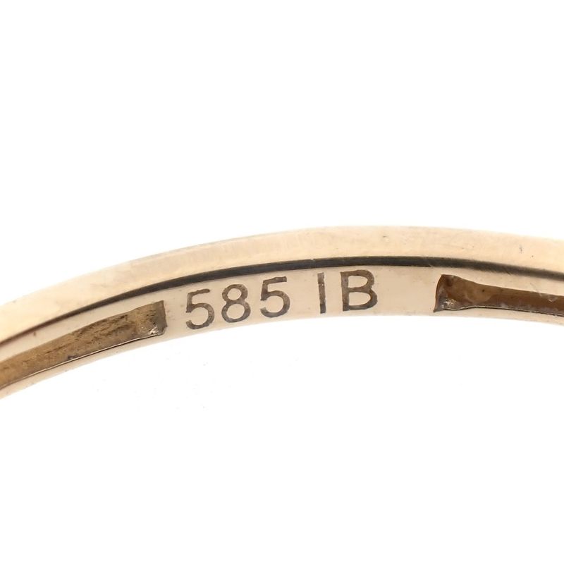 Image 8 of Gold subtle ring with knot