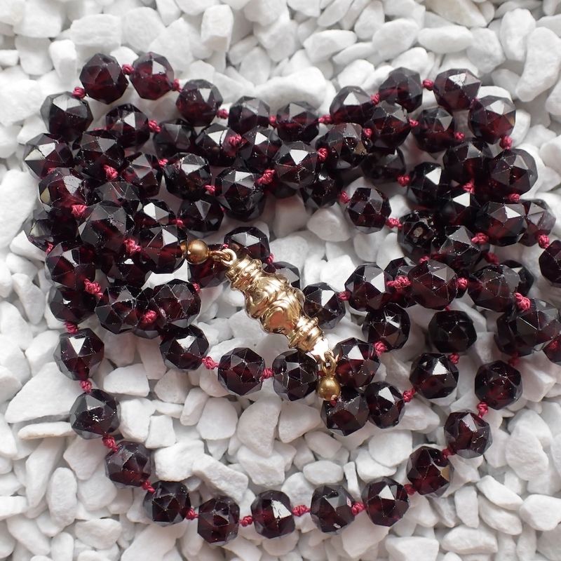 Image 8 of Antique garnet bead necklace with gold clasp