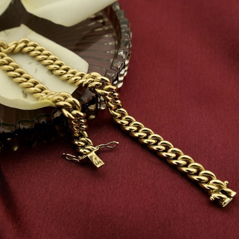 Image 9 of Gold gourmet link bracelet