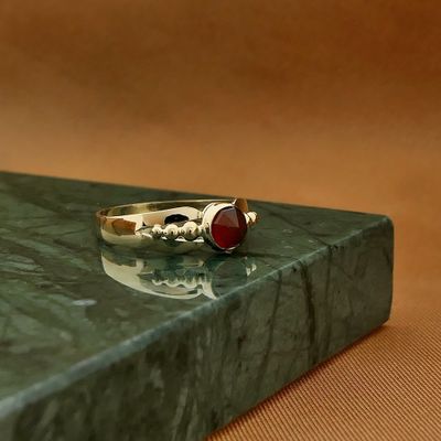 Vintage gold solitaire ring with carnelian Image 2 of Vintage gold solitaire ring with carnelian