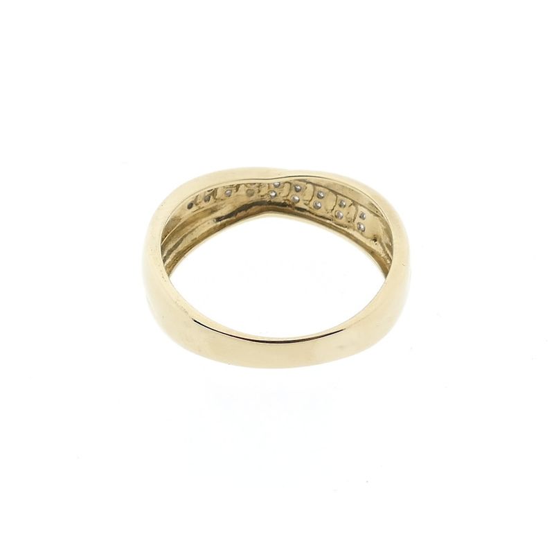 Image 4 of Gold ring with diamond; 0.09 ct.