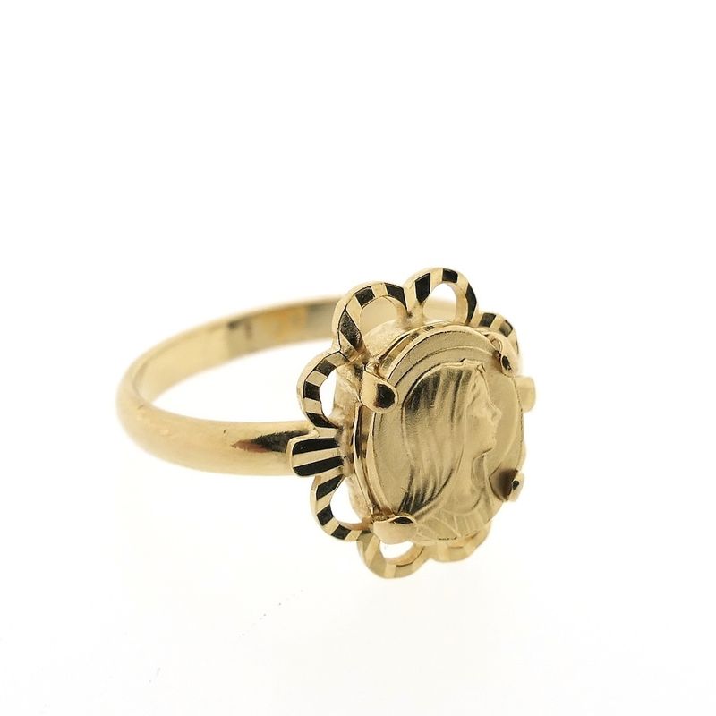 Image 4 of Vintage gold ring with Maria relief