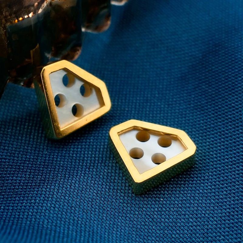 Image 2 of Gold button with mother of pearl