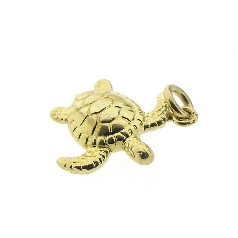 Image 3 of Gold pendant of a sea turtle