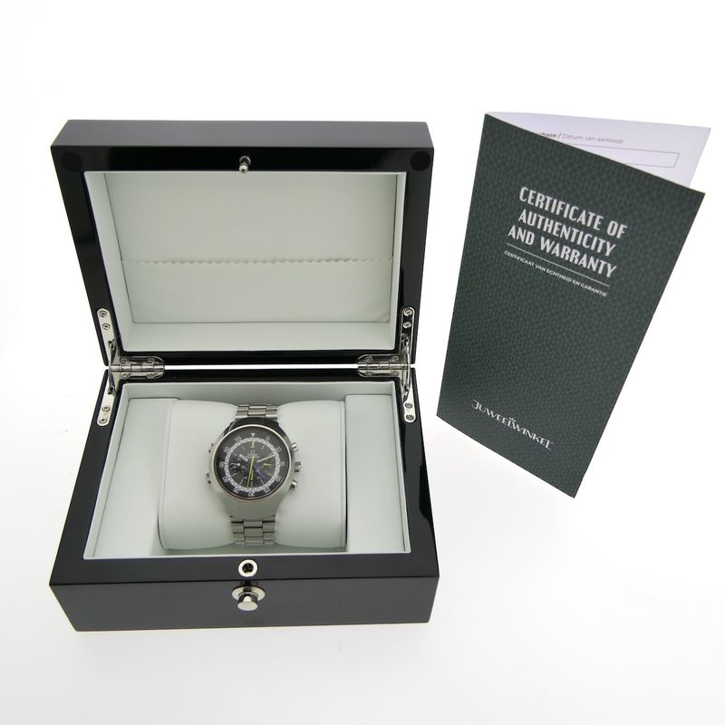 Image 4 of Omega Flightmaster 145.036; Vintage chronograph pilot watch