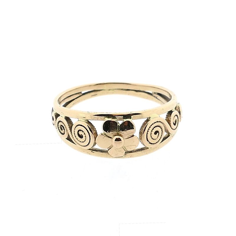 Image 3 of Vintage Gold Floral Ring