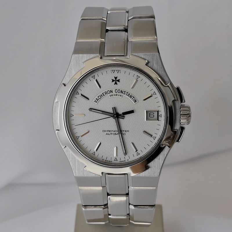 Image 20 of Vacheron Constantin Overseas 42042/423A; Automatic men's watch