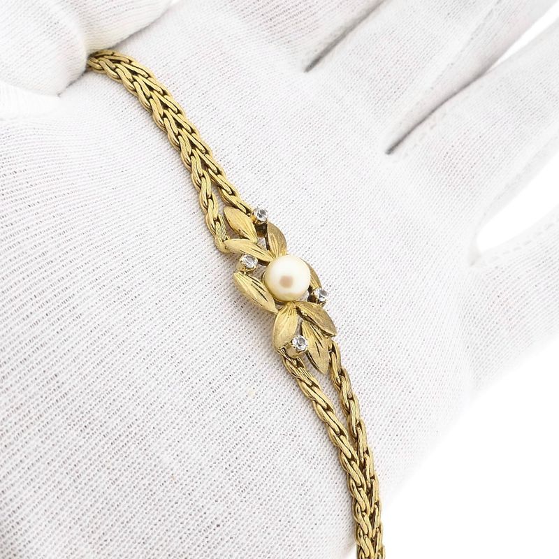 Image 10 of 8 Karat Floral Bracelet with Cultured Pearl and Zirconia