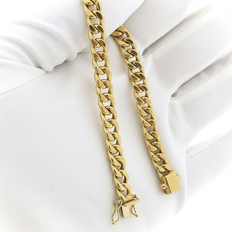 Image 10 of Gold gourmet link bracelet.