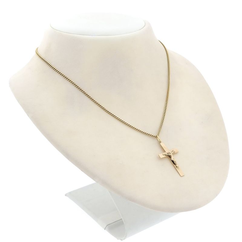 Image 9 of 9 carat rose-colored pendant of a cross with corpus