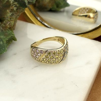 Image 2 of Gold pavé ring set with sapphire