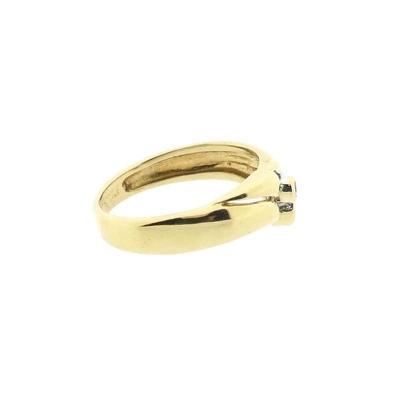 Image 5 of Gold ring with ruby and diamond; 0.02 ct.