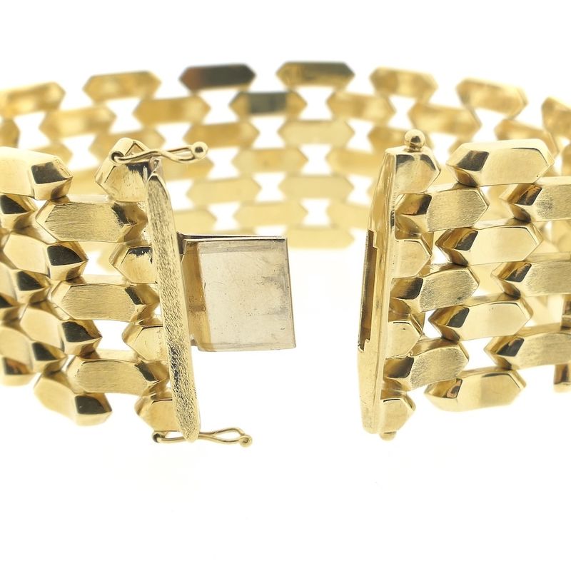 Image 8 of Gold wide Bismarck link bracelet