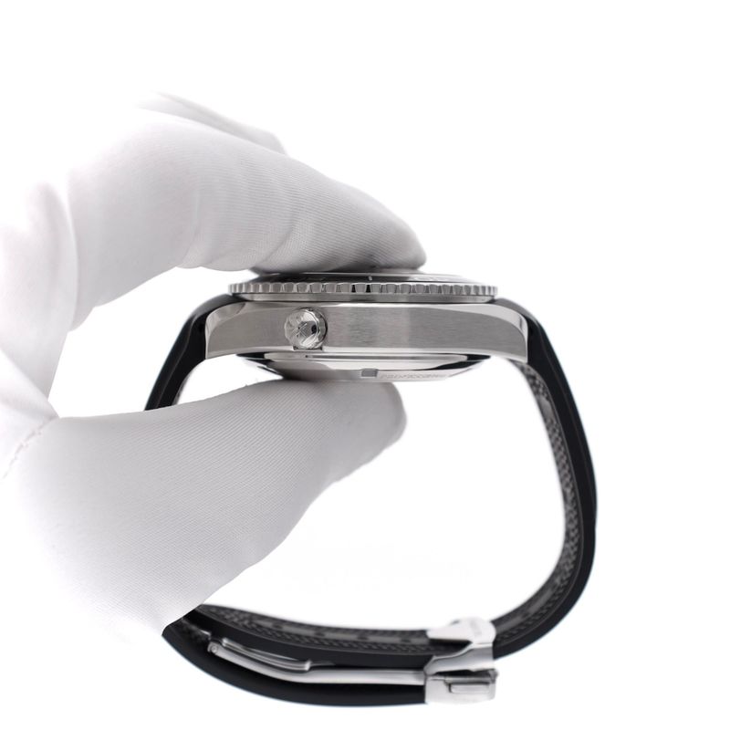 Image 15 of Omega Seamaster Planet Ocean Chronograph 2210.51.00