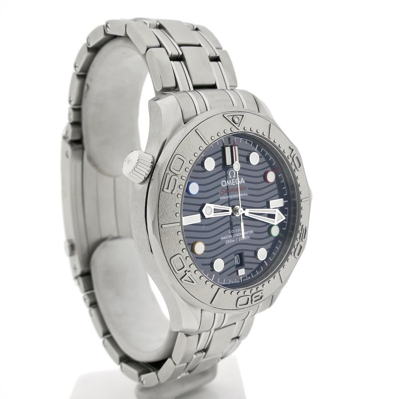 Image 3 of Omega Seamaster Diver 300M 'Beijing 2022' 522.30.42.20.03.001; Automatic diving watch
