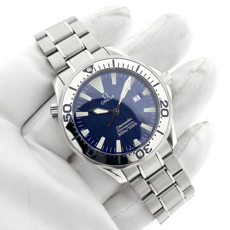 Image 5 of Omega Seamaster 300m 'Electric Blue'; Men's diving watch