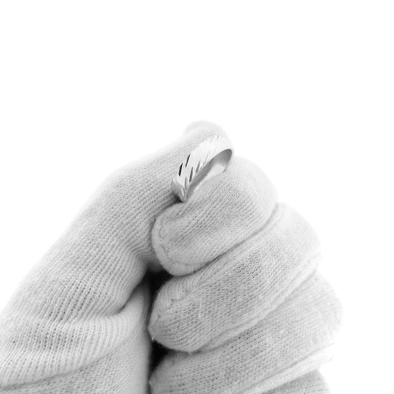 Image 6 of Silver ladies ring with diagonal relief