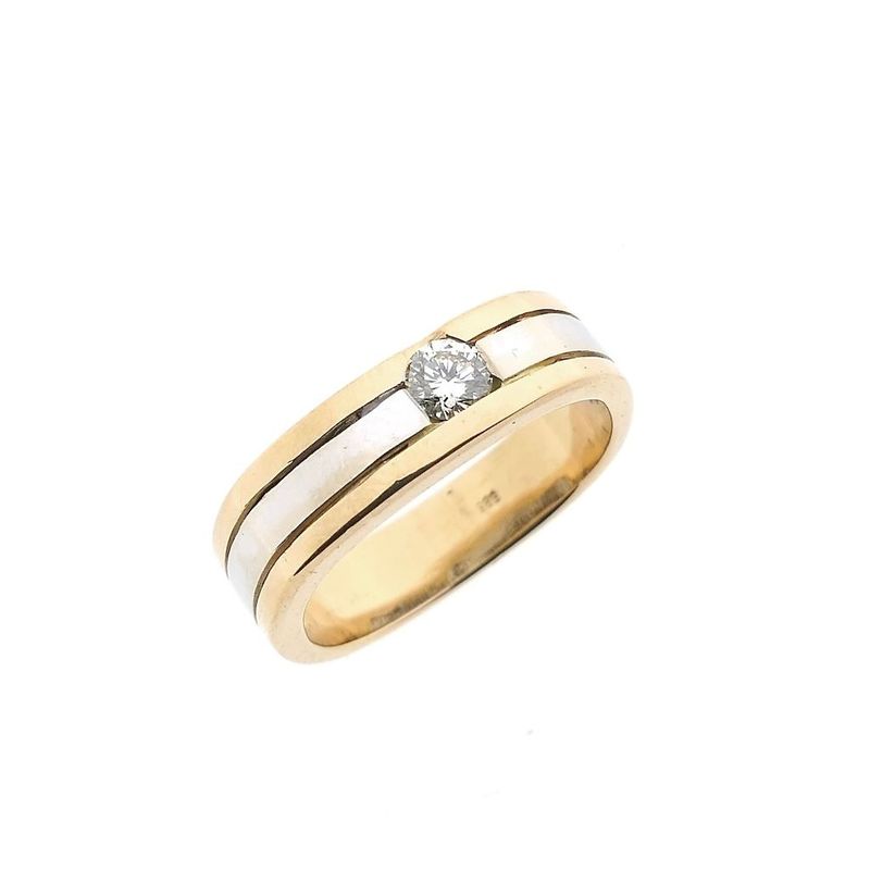 Image 1 of Two-tone gold ring with diamond; 0.25 ct.