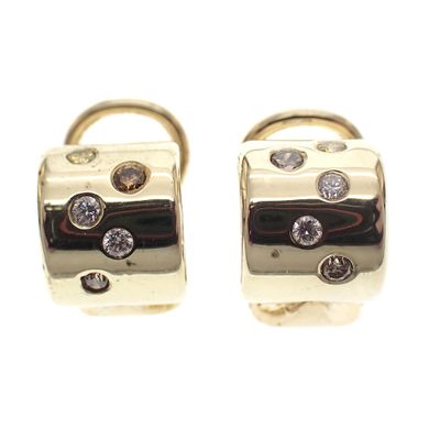 Image 1 of Gold stud earrings with diamonds 0.15 ct.