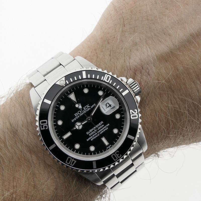 Image 13 of Rolex Submariner 16610 'Swiss Only'; Men's diving watch in full set