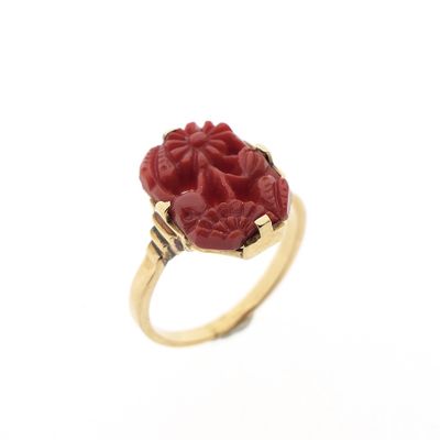 Image 1 of Vintage gold ring with red coral