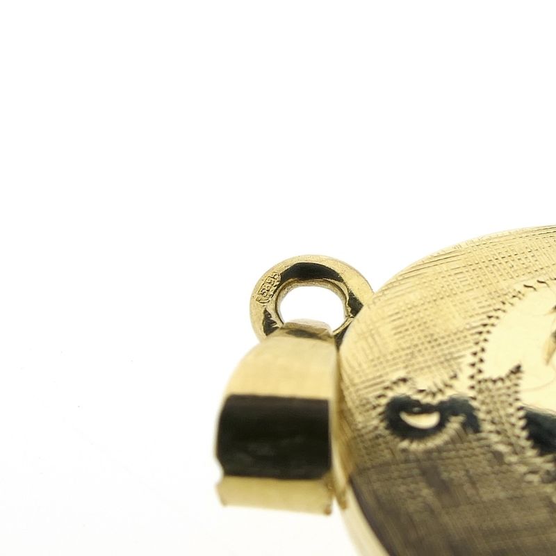 Image 8 of Vintage gold locket pendant | Floral design