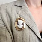 Image 5 of Gold brooch/pendant with cameo