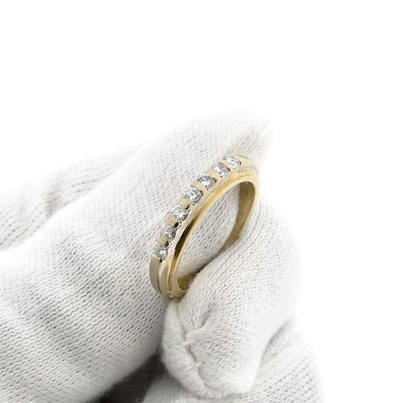 Image 4 of Gold ring with diamond; 0.35 ct.