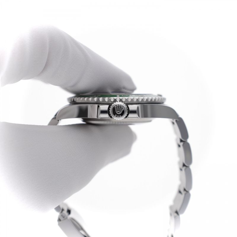 Image 4 of Rolex Submariner Date 41mm 'Starbucks' 126610LV; Automatic Men's Watch