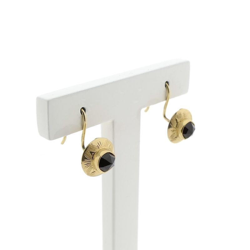 Image 3 of Gold earrings with garnet | Antique/vintage
