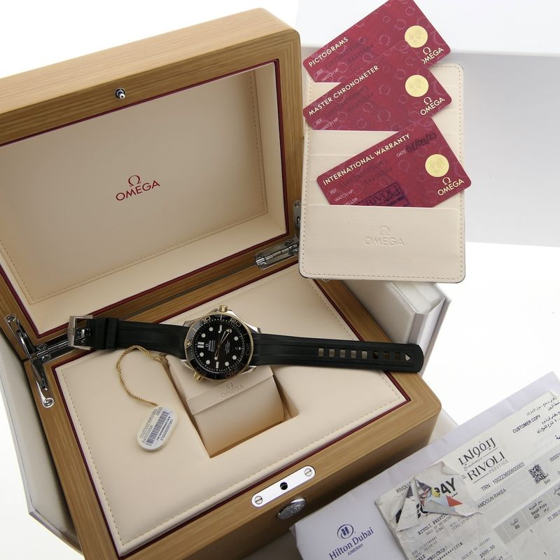 Image 4 of Omega Seamaster Diver 300M Co-Axial Master Chronometer; Men's diving watch