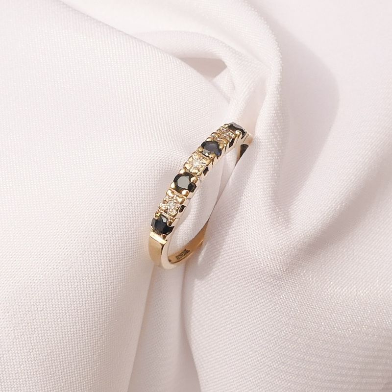 Image 2 of Gold ring with sapphire and diamond | 0.015 ct.