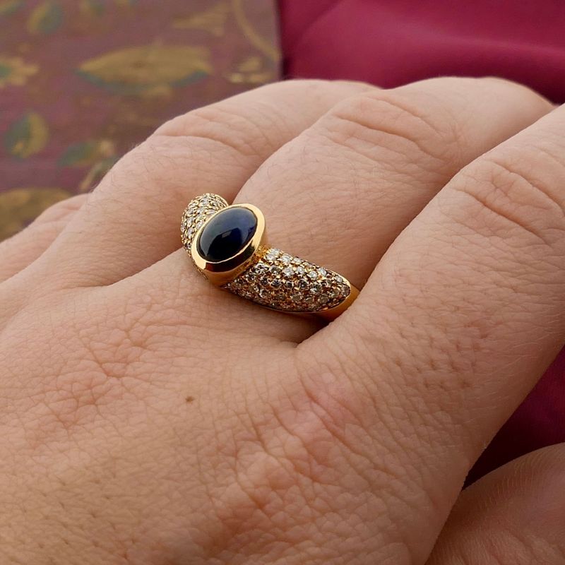Image 3 of Gold ring with sapphire and diamonds; Approx. 0.86 ct.
