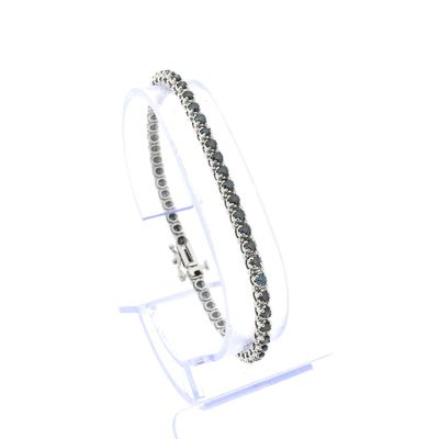 White gold bracelet with blue moissanite; 2.75 ct. Image 1 of White gold bracelet with blue moissanite; 2.75 ct.