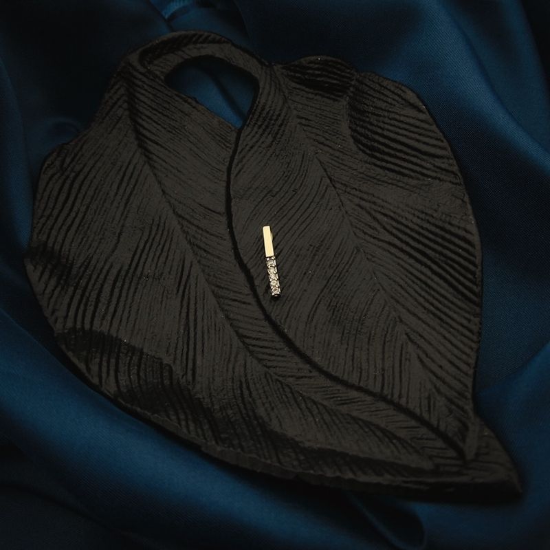 Image 2 of Gold minimalist pendant with zirconia