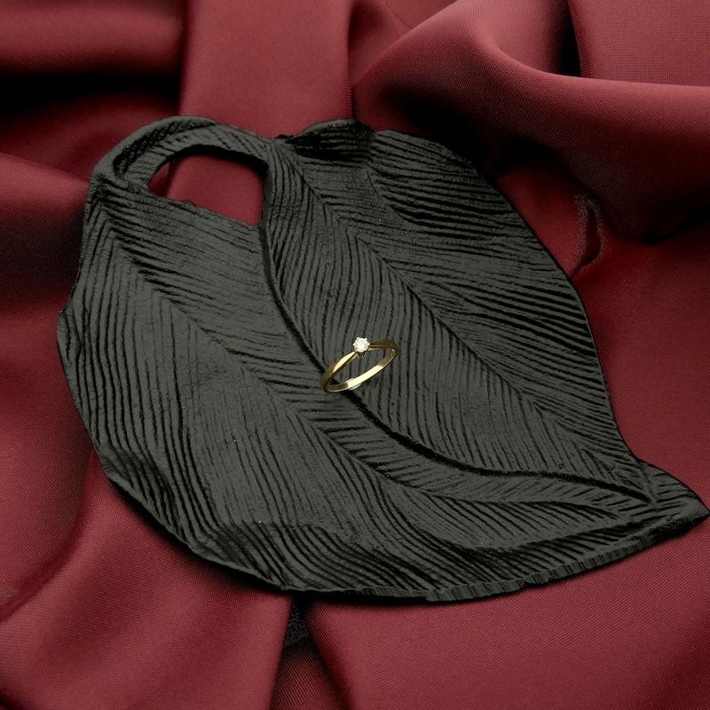 Image 2 of Gold solitaire ring with diamond | 0.11 ct.