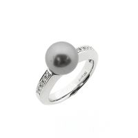 White gold ring with Tahitian pearl and diamonds; 0.10 ct.