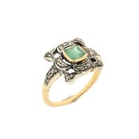 Gold Art Deco ring with emerald and rose-cut diamonds | Approx. 0.18 ct.
