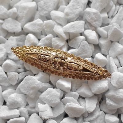 Old Dutch gold brooch | Antique Image 2 of Old Dutch gold brooch | Antique