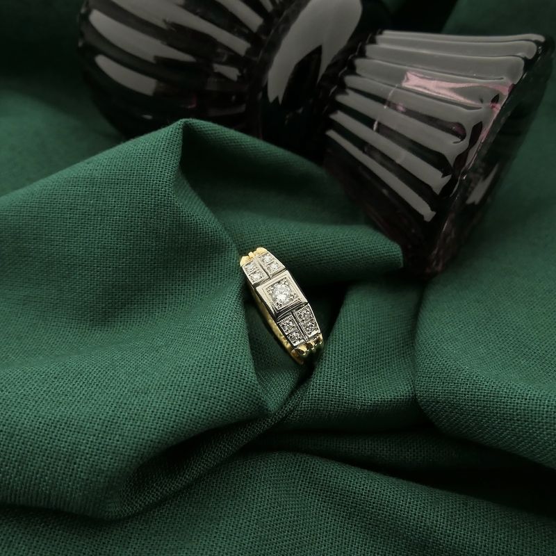 Image 2 of Gold Art Deco ring with diamond | 0.18 ct.