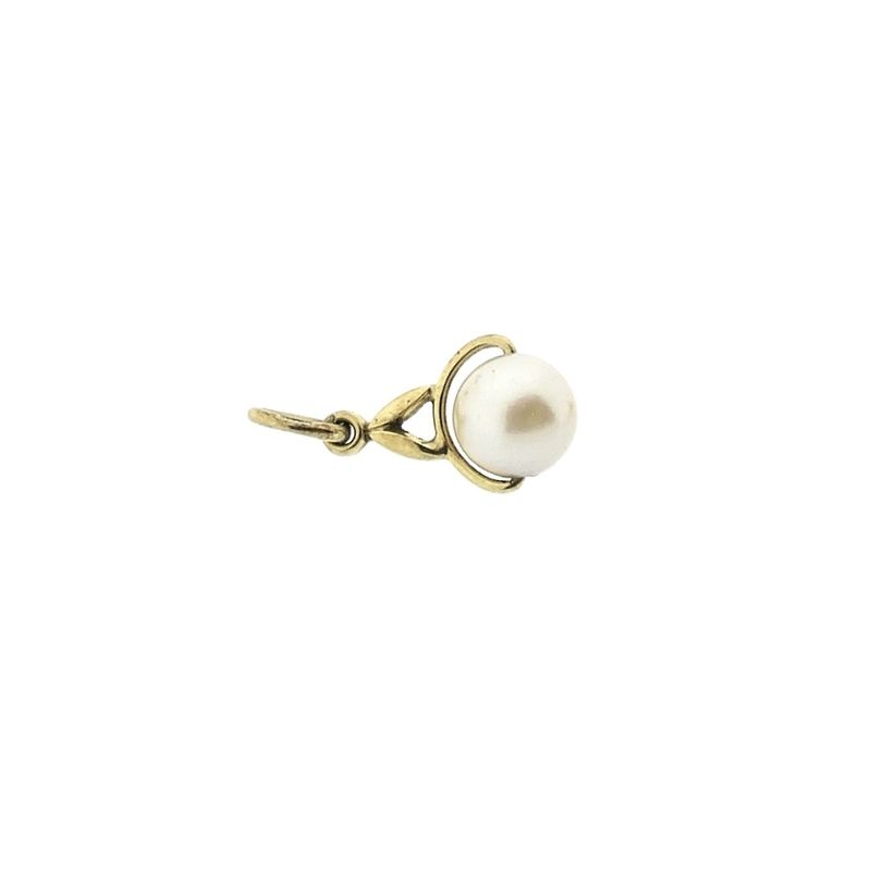 Image 2 of Gold pendant with pearl