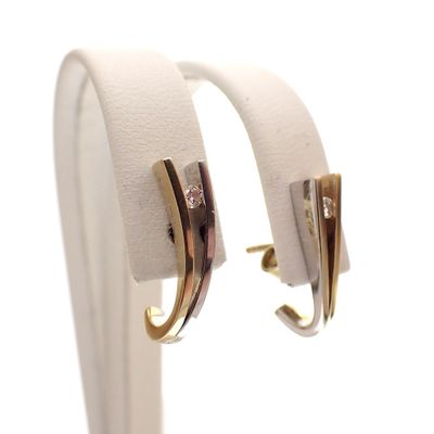 Bicolor gold stud earrings with diamond 0.07 ct. Image 2 of Bicolor gold stud earrings with diamond 0.07 ct.