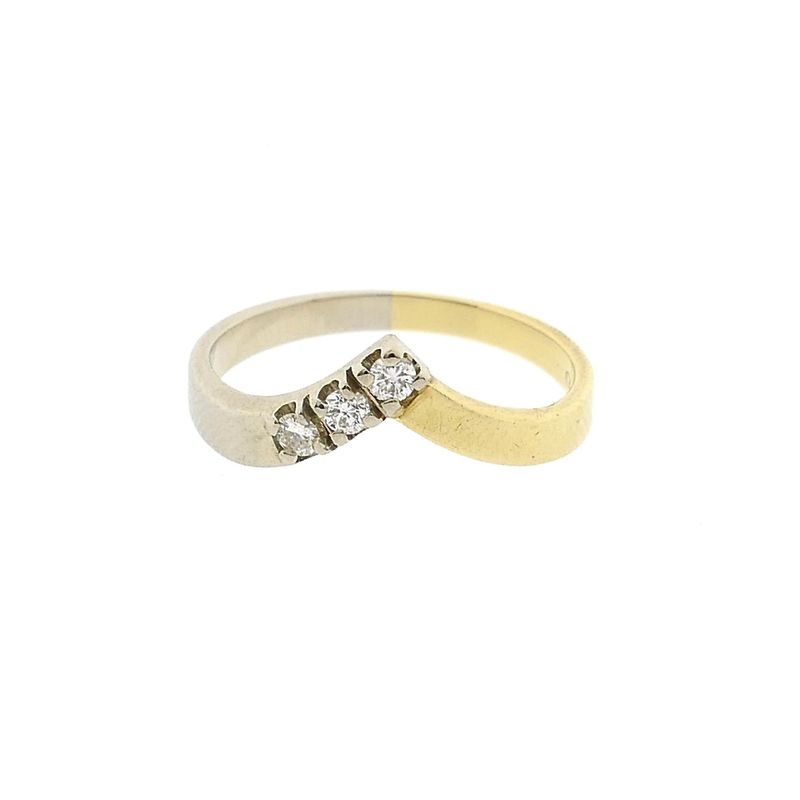 Image 3 of Bicolor Gold V-Shaped Ring with Diamonds; 0.105 ct.