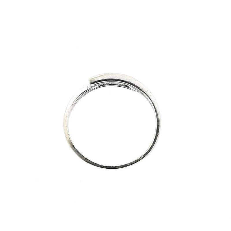 Image 5 of White gold ring with 0.105 ct diamond.