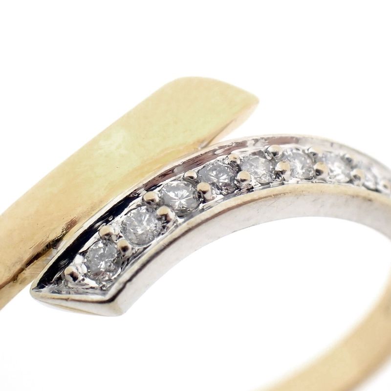 Image 3 of Two-tone gold ring with diamonds | 0.10 ct.