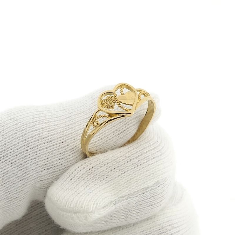 Image 10 of 21 carat gold ring with hearts